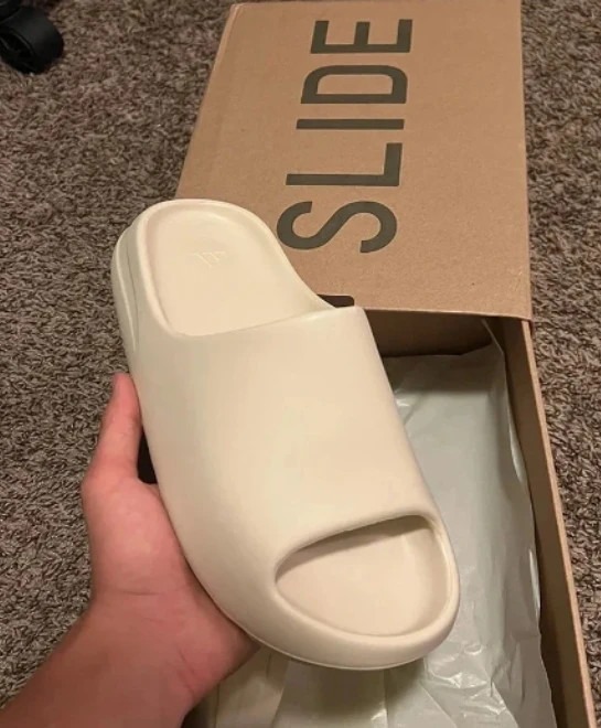 Yeezy slide Onyx White fashion slippers.US 9