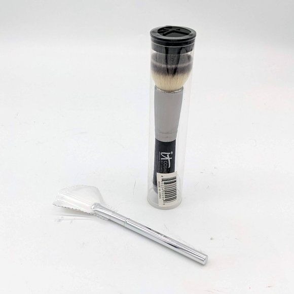 It Cosmetics Set Of Radiance Fan Brush Heavenly Luxe Flat Top Foundation Brush