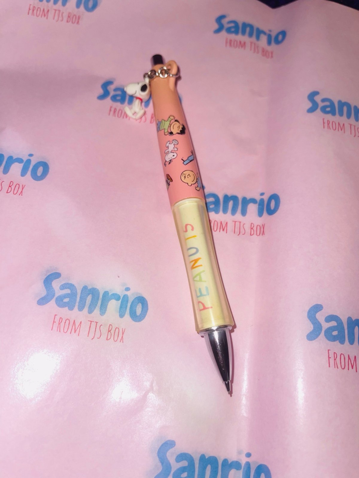Sanrio/Snoopy Vivitix collaboration mechanical pencil w/snoopy charm