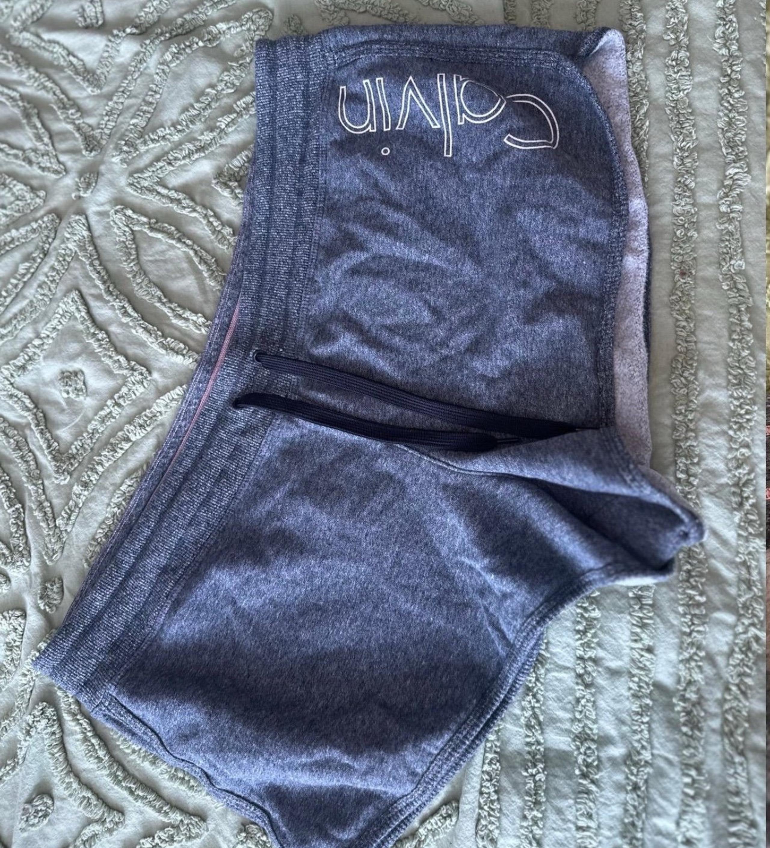 CALVIN KLEIN WOMEN CASUAL LOUNGE SHORTS GREY SWEATS PJS EVERYDAY 2XL