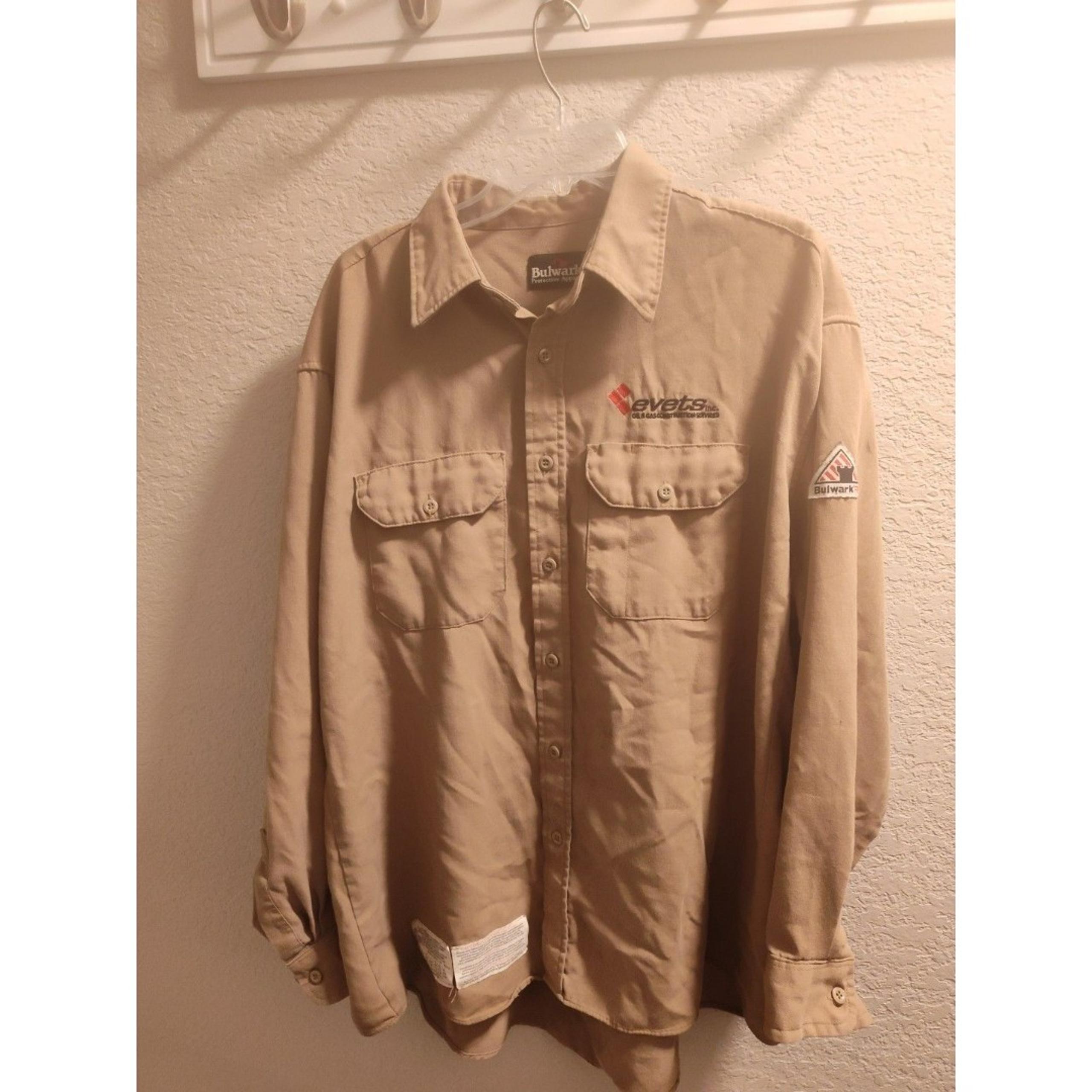 Bulwark FR Protective Apparel Men's XL Tan Button long sleeve shirt Pre-owned