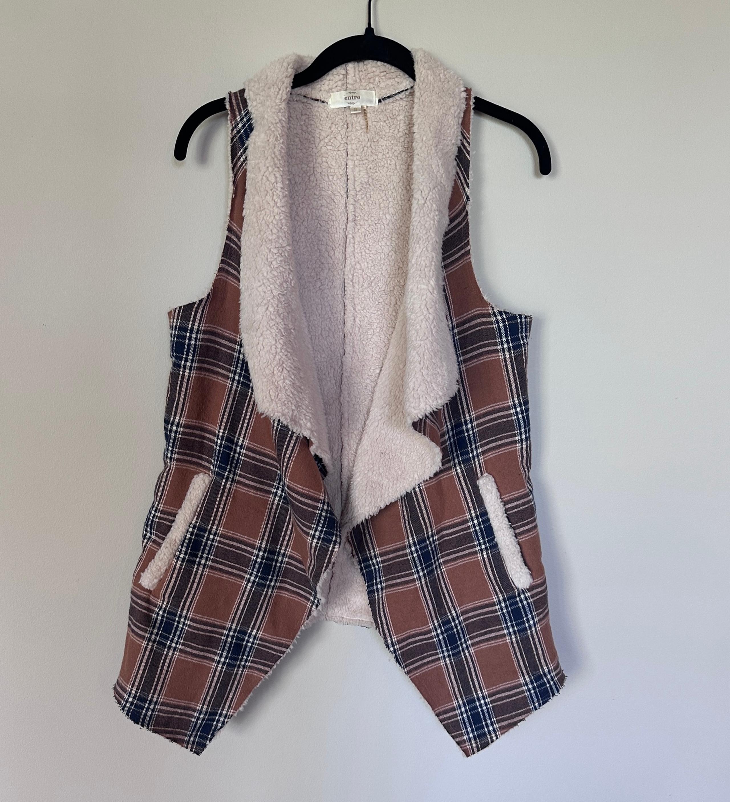 Anthropologie Entro Plaid Sleeveless Vest with Sherpa Lining• Size Small