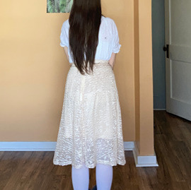 Biege / Cream Colored midi skirt (above the knee)