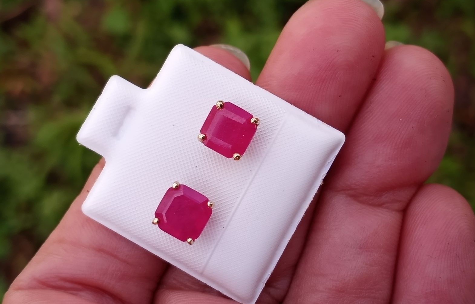 10k 3 Carat African Ruby Stud Earrings