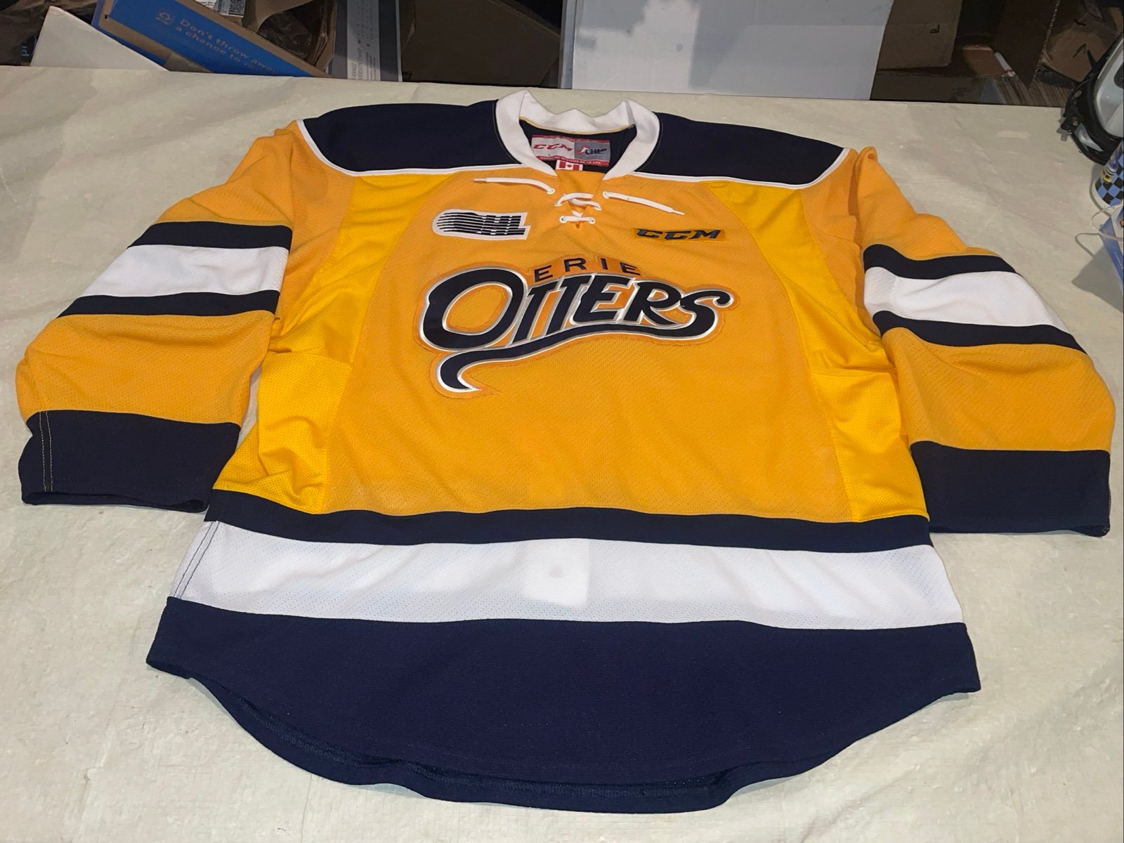 Authentic Yellow Erie Otters Jersey Mens 56 Team Issued Euc Sewn Ccm Ohl Chl