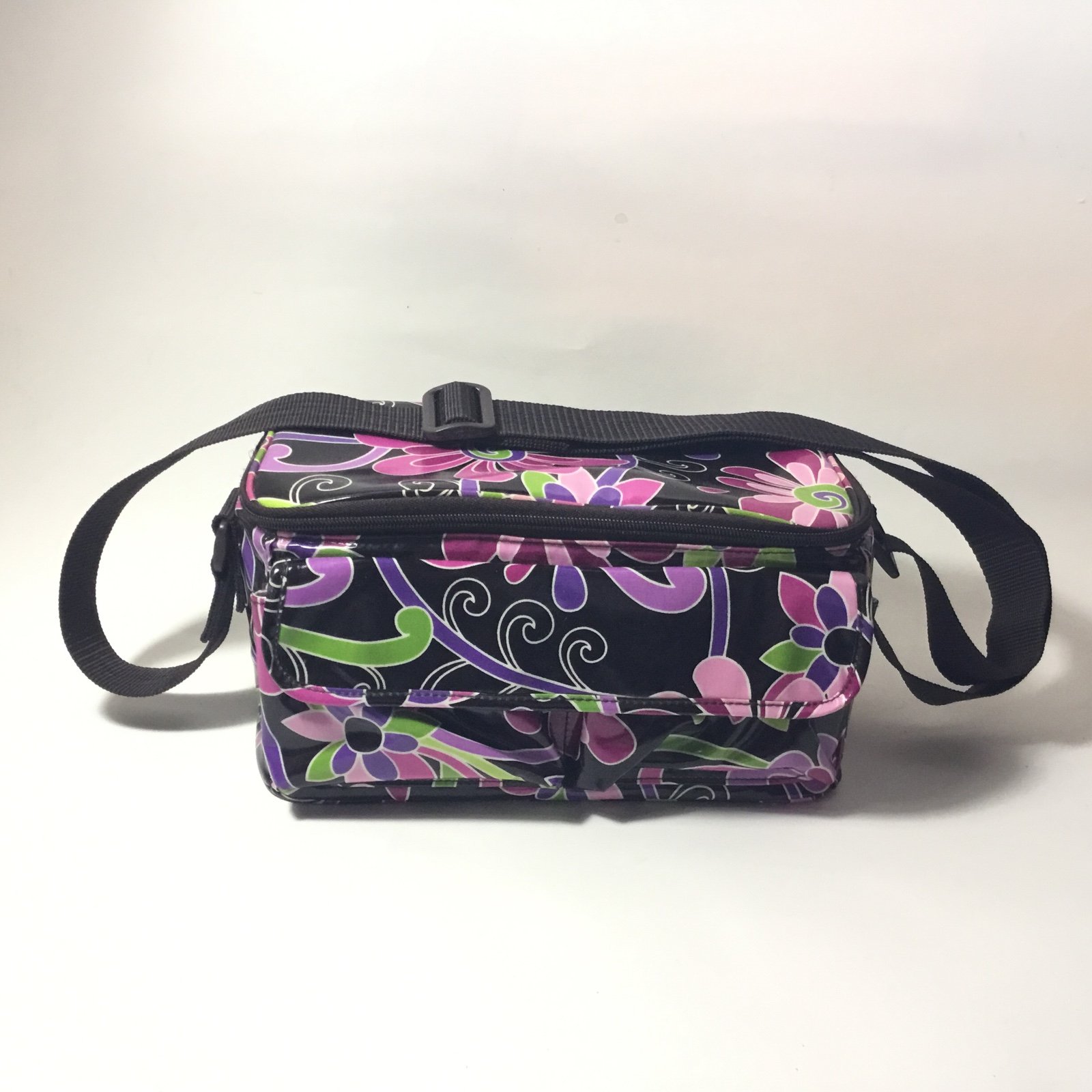 Vera Bradley Cooler Lunch Drinks Bag Purple Punch Vinyl Oilcloth Coated Fabric