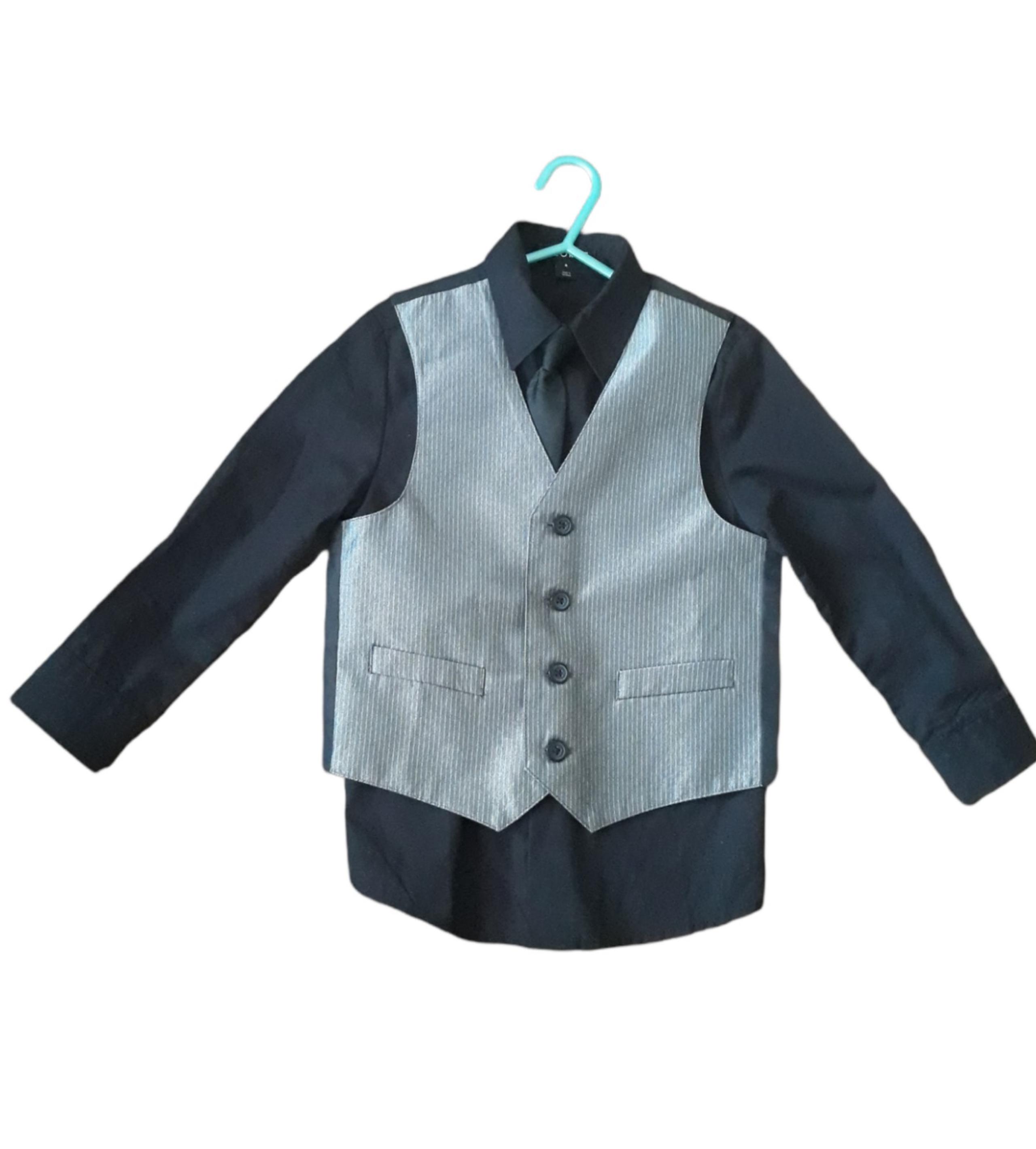 George little boy suit sets size 5. Black and gray.