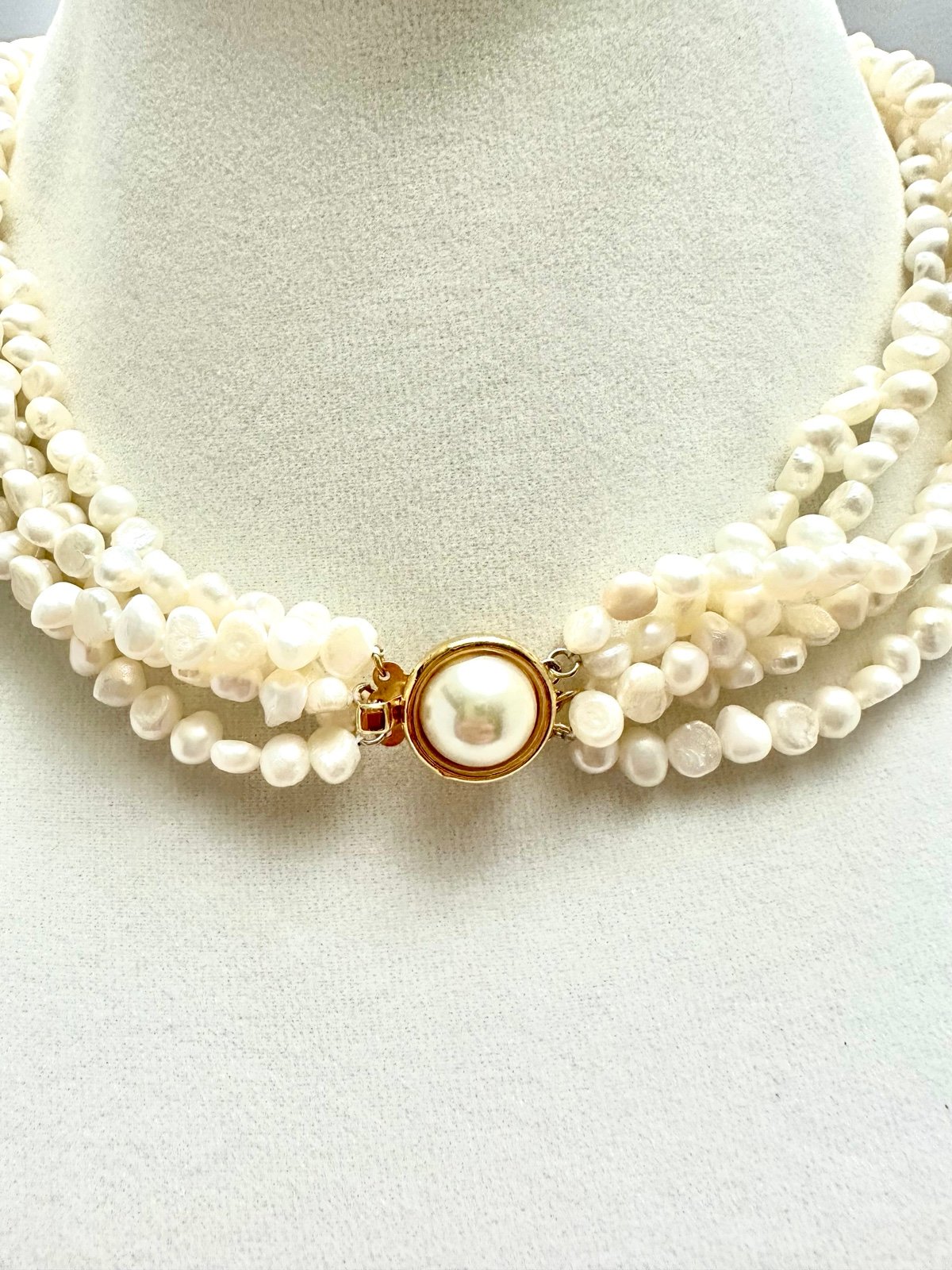 4 Strand Freshwater Pearl Necklace 17 inch with clasp