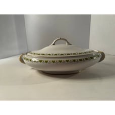 Knowles Taylor & Knowles Covered Vegetable Serving Bowl