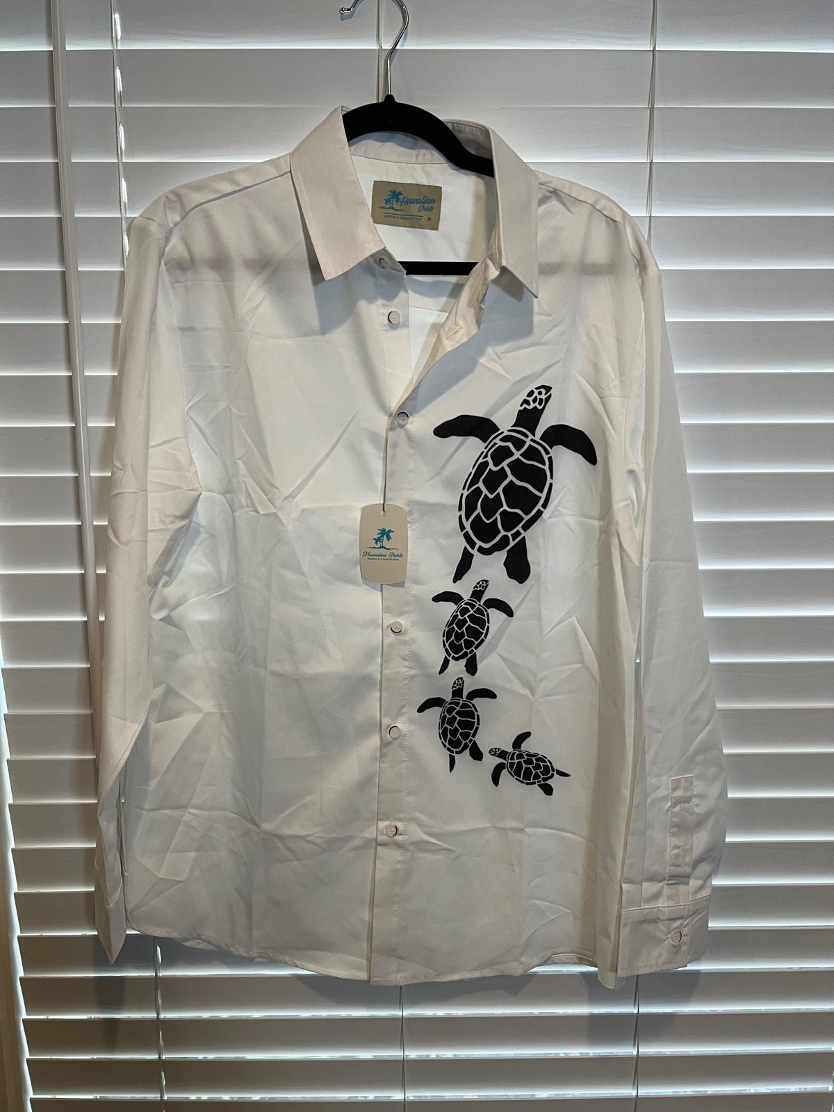 Hawaiian Shirts Turtle Button Up - NWT - M