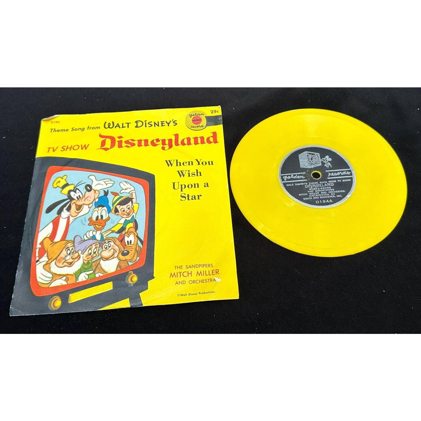 Disneyland Theme Song TV Show 45 Rpm Colored Record Wish Upon A Star ￼Rare