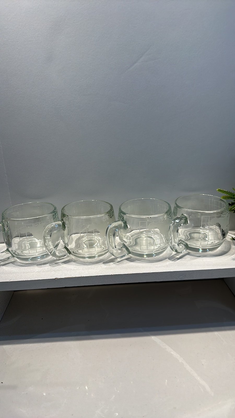 Vintage 90’s Nestle World Globe Frosted Glass CoffeeMugs Set of 4