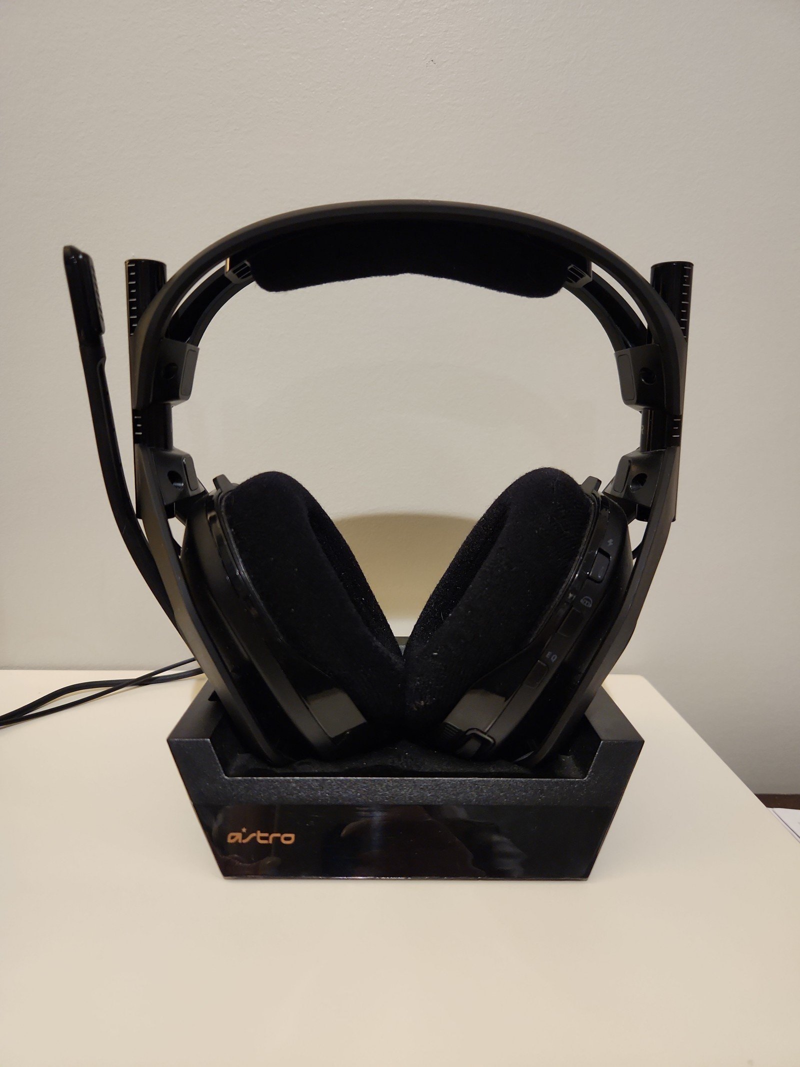 Logitech Astro A50 Wireless Headset and Base