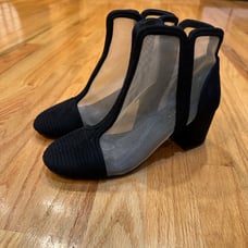 Cecelia black ribbed cream mesh chunky pumps