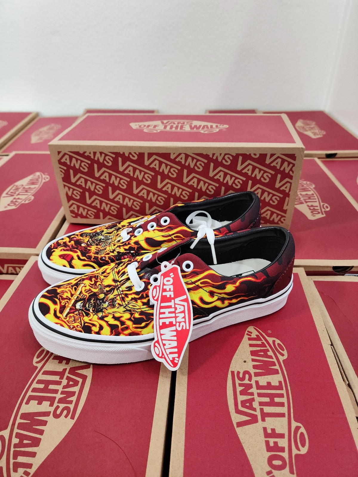 Vans Era Lace Up Samurai Rising Shoes Sneakers, FLAMES white Size M6 W7.5Unisex