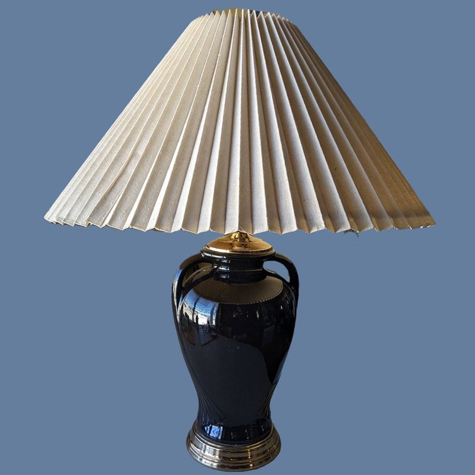 Vintage 1980s Haeger Black and Brass Urn Table Lamp with Pleated Shade