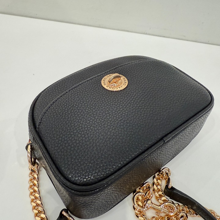新作★Marc Jacobs Turnlock Camera Bag 4P5HCR011H01 Marc Jacobs Turnlock Camera Bag 4P5HCR011H01 Leather, BLACK