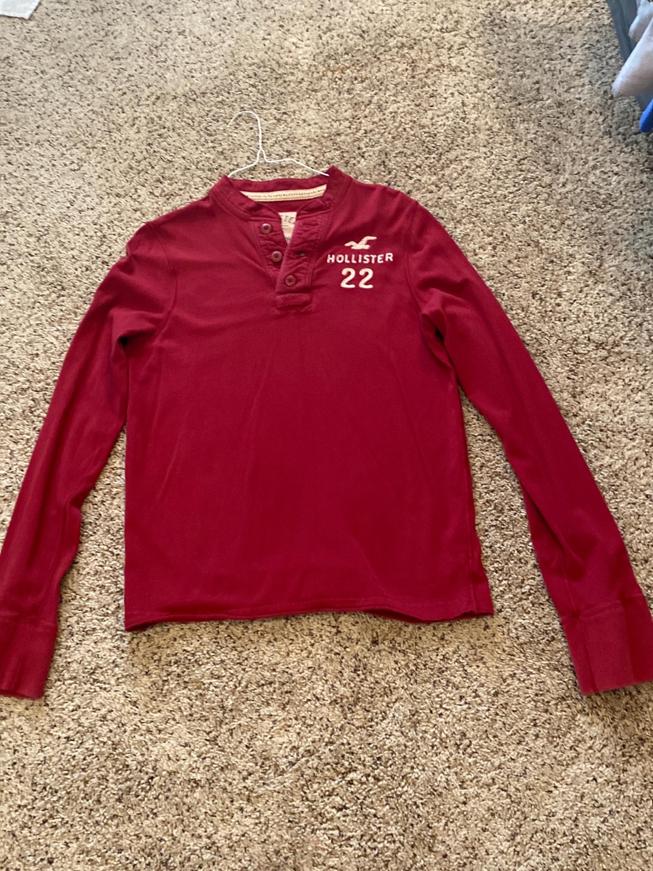 Hollister Boys Large longe sleeved