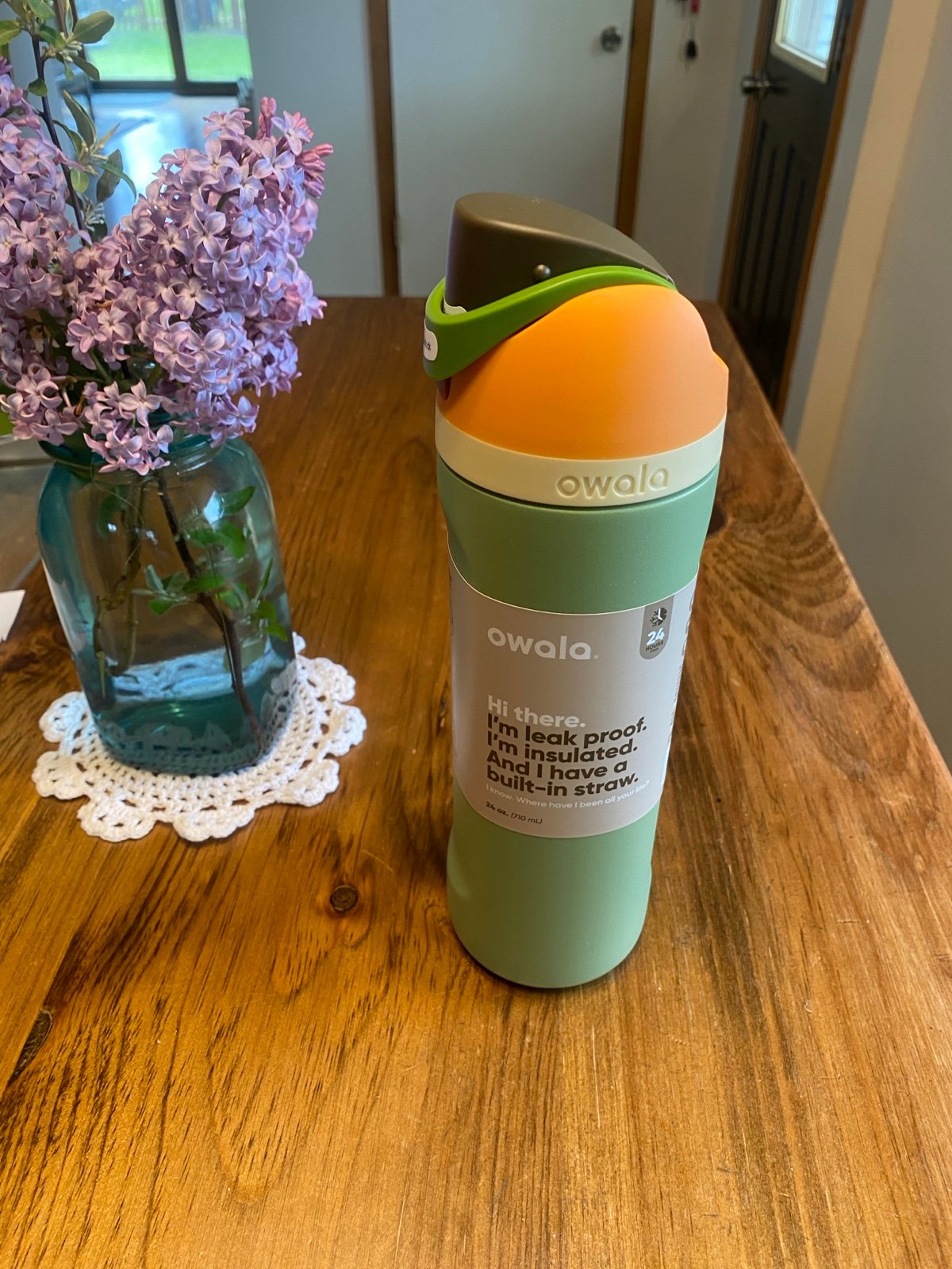 BRAND NEW RARE Owala 24oz Freesip water bottle
