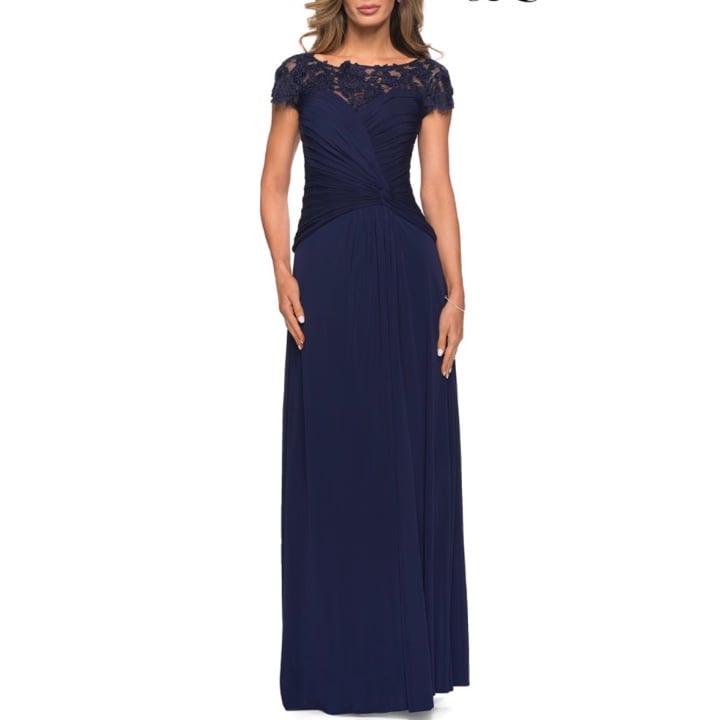 La Femme Navy Evening Gown Size 6 New 338