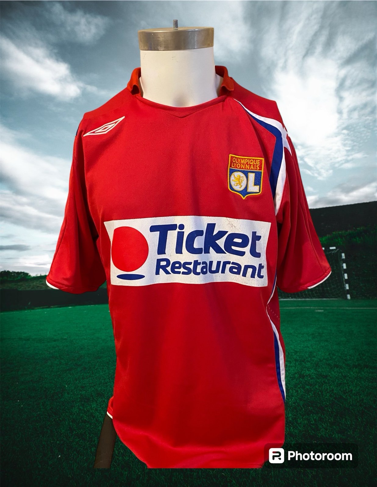 Lyon The Olympique Lyonnais jersey 2006-2007