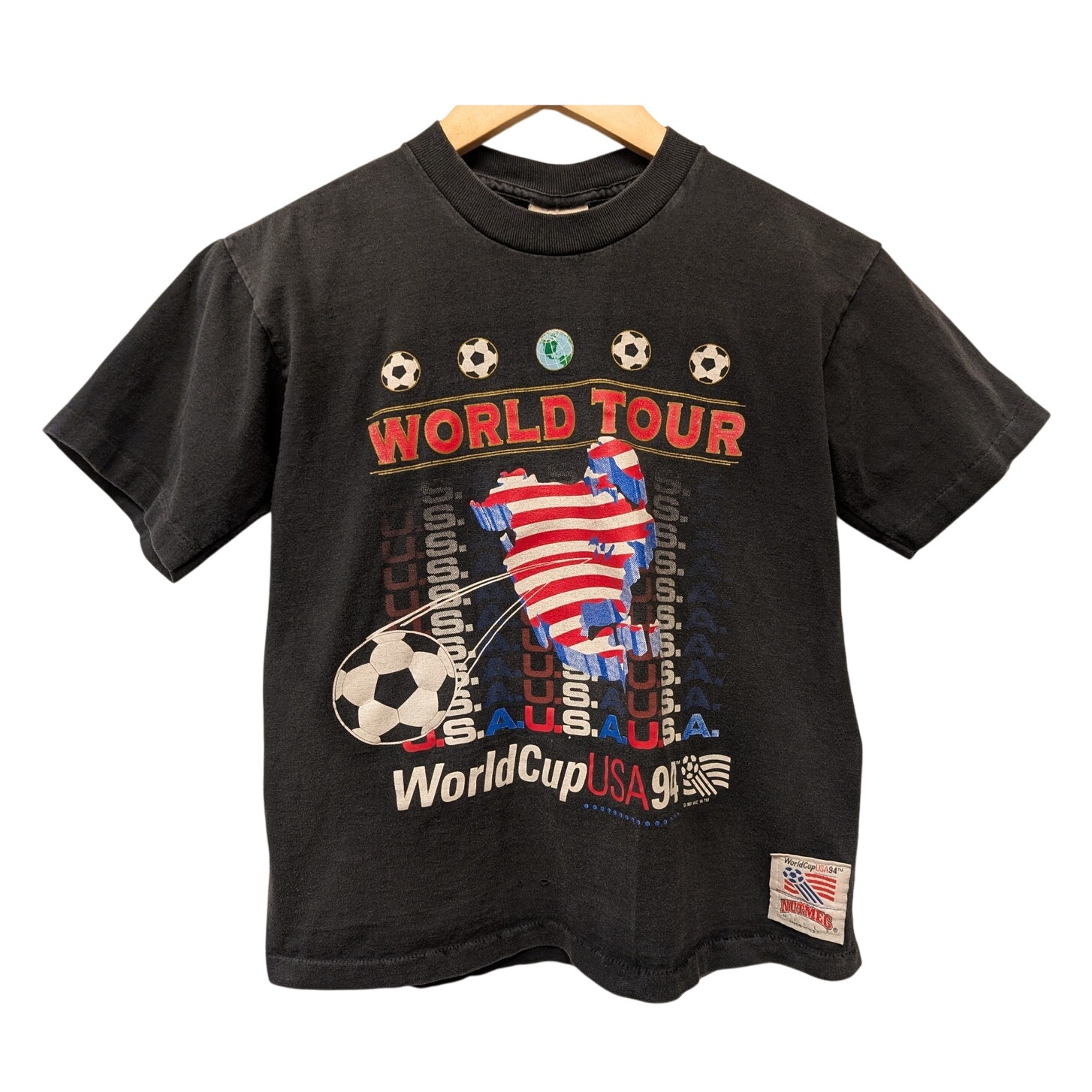 Vintage 90’s Nutmeg World Cup USA 94 Soccer Kids Tee Shirt World Tour Sold Out