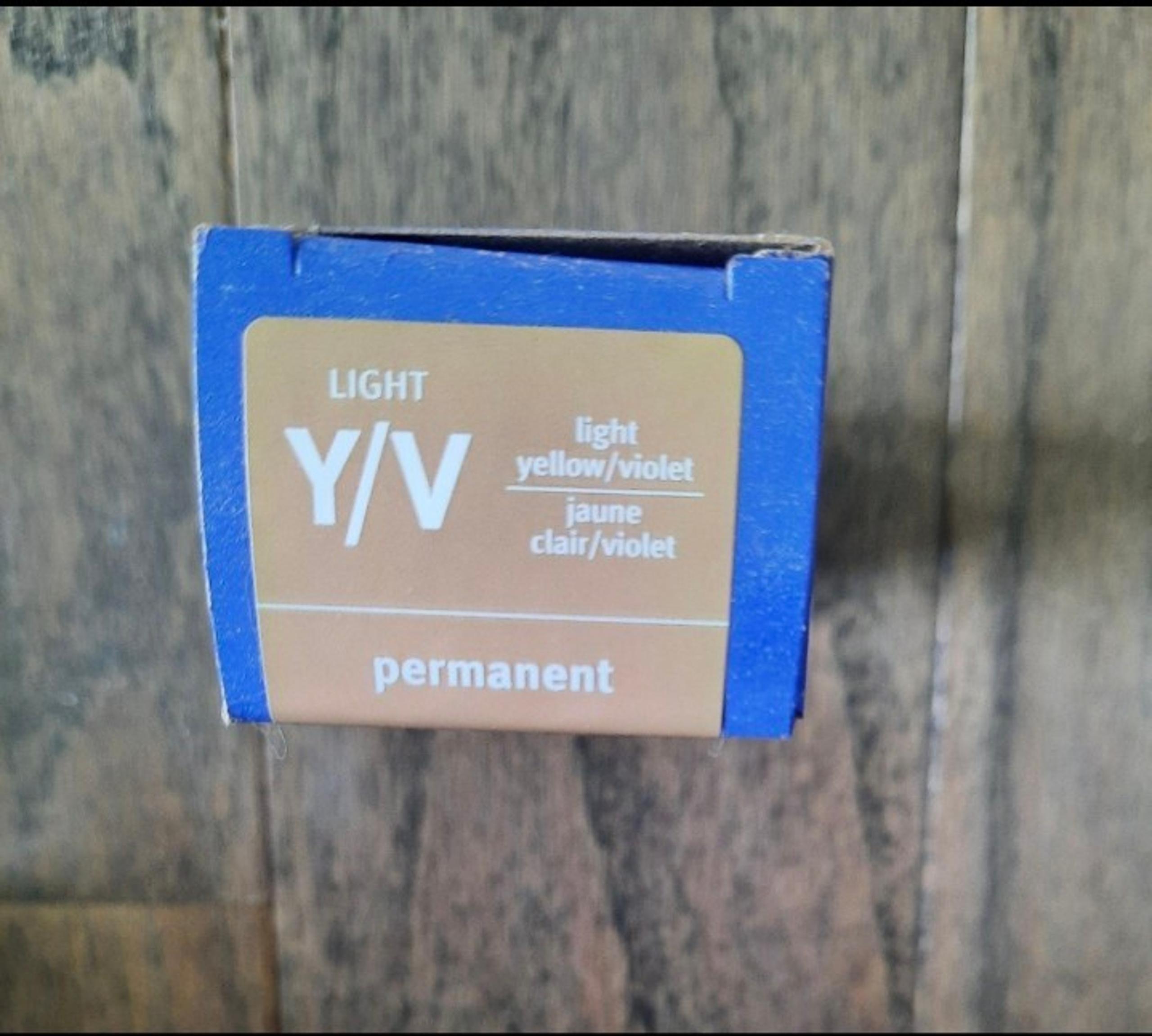 Aveda Full Spectrum Protective Permanent Pure Tone Hair Color Light Yellow/Viole
