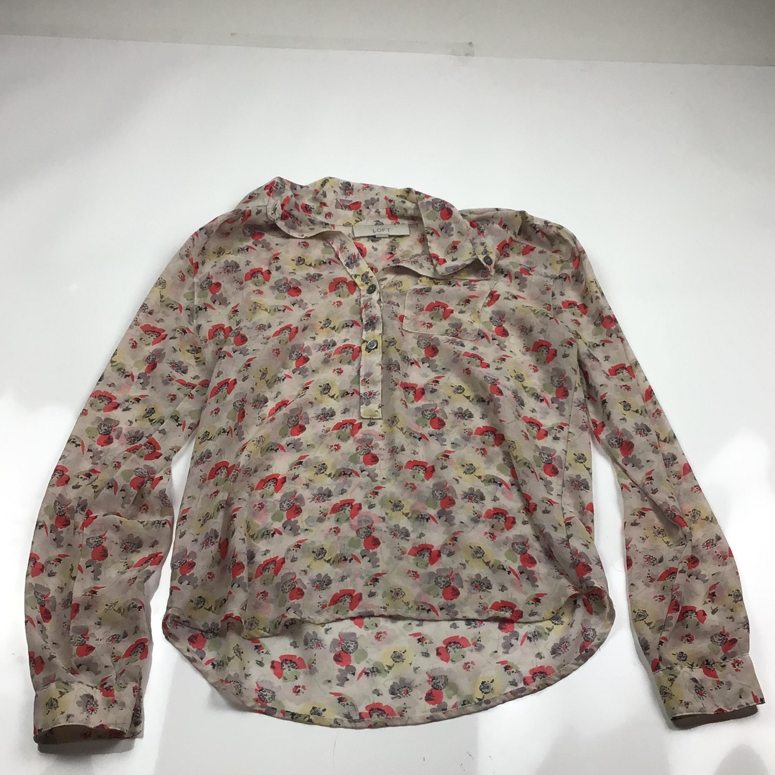 Ann Taylor women’s button down shirt size S