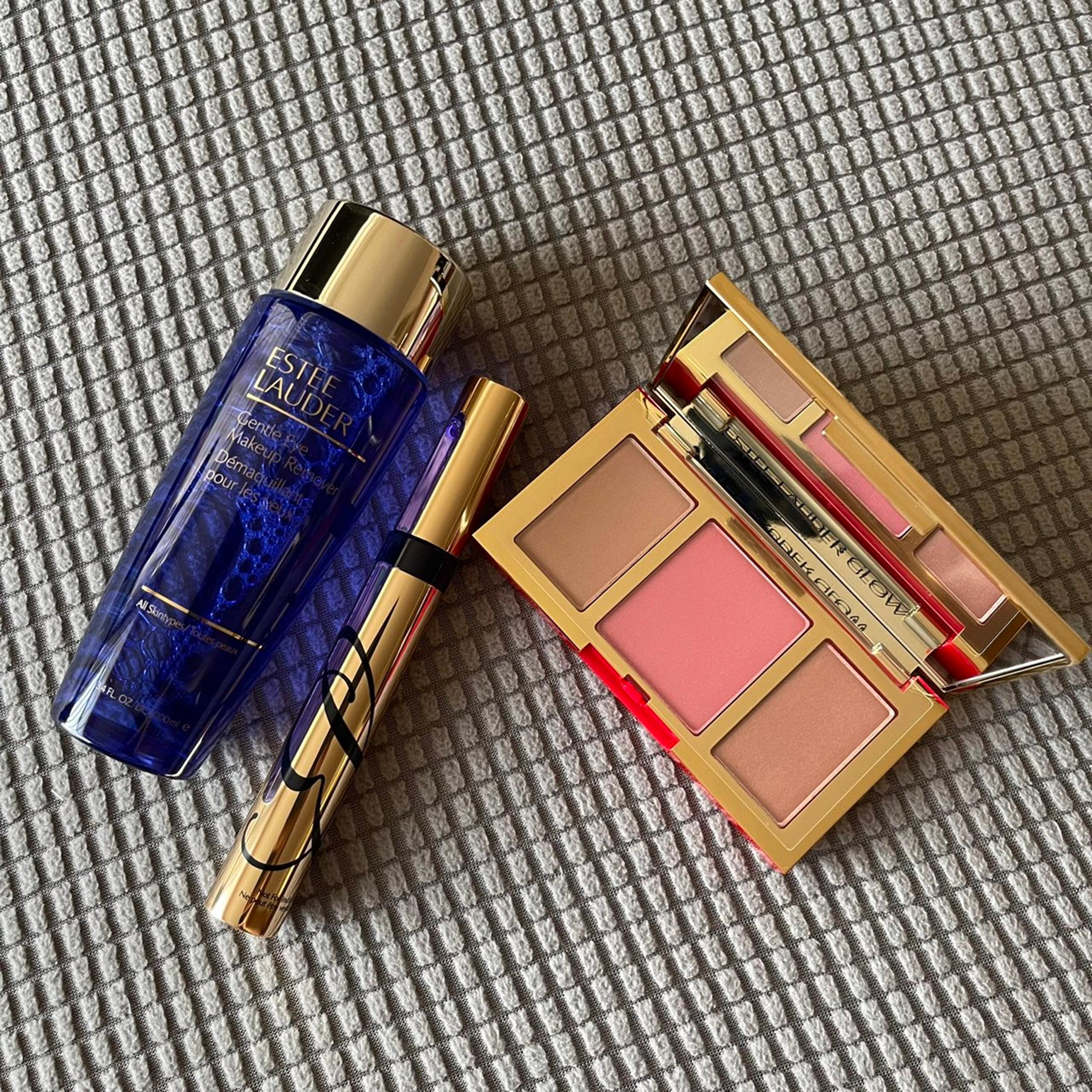 Estee Lauder makeup set