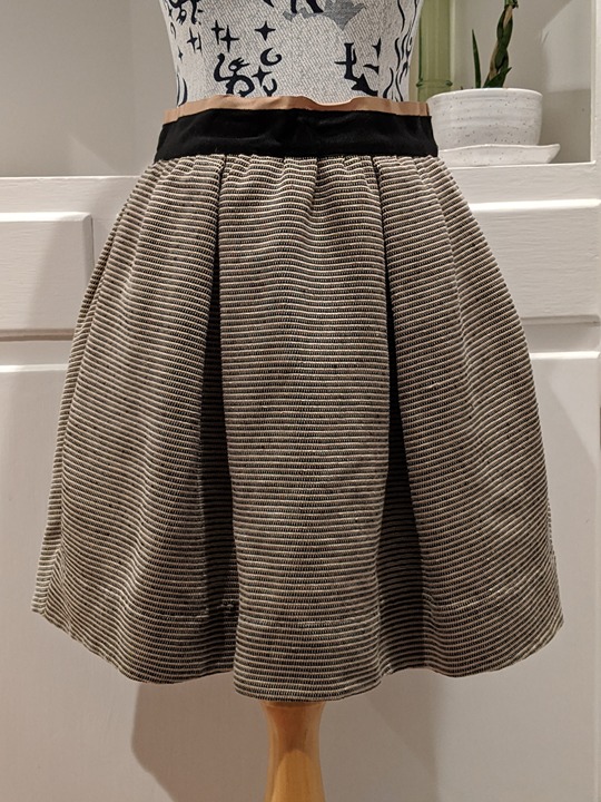 3.1 Phillip Lim cotton blend skirt w silk lining sz 4