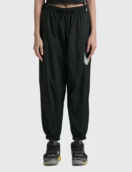 New Nike sportswear essential midrise pants black with white logo women’s XL Onl