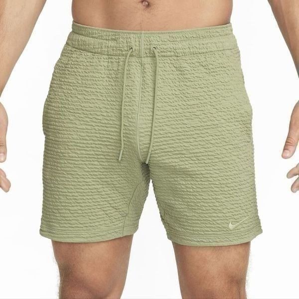 Nike Yoga Men's Dri-FIT 7 Unlined Shorts British Khaki Beige Tan L DX0926-491