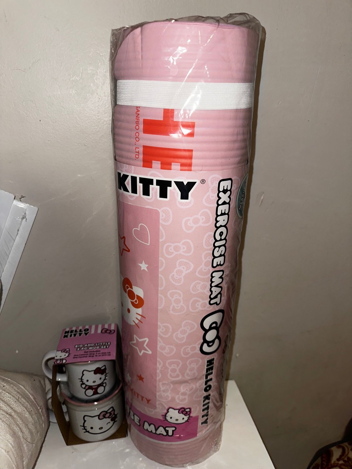 Hello Kitty exercise mat