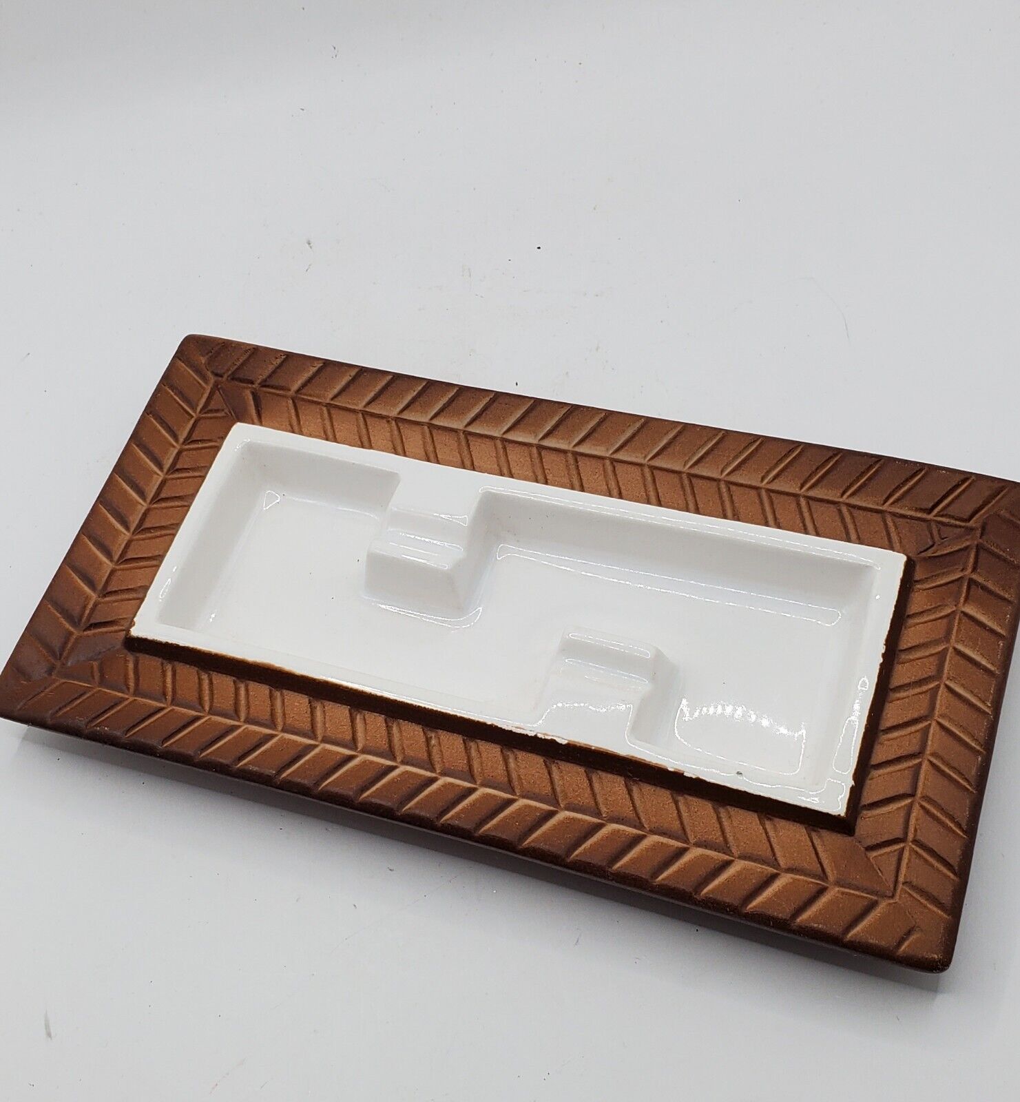 Collectible Vintage Ashtray Brown White Miramar of Calif. #234 Pottery 4.5×8.5