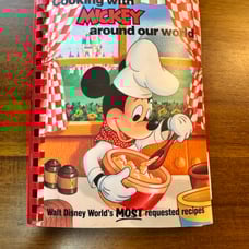 VTG - 1986 Cooking With Mickey Around Our World Spiral Bound Walt Disney WDW