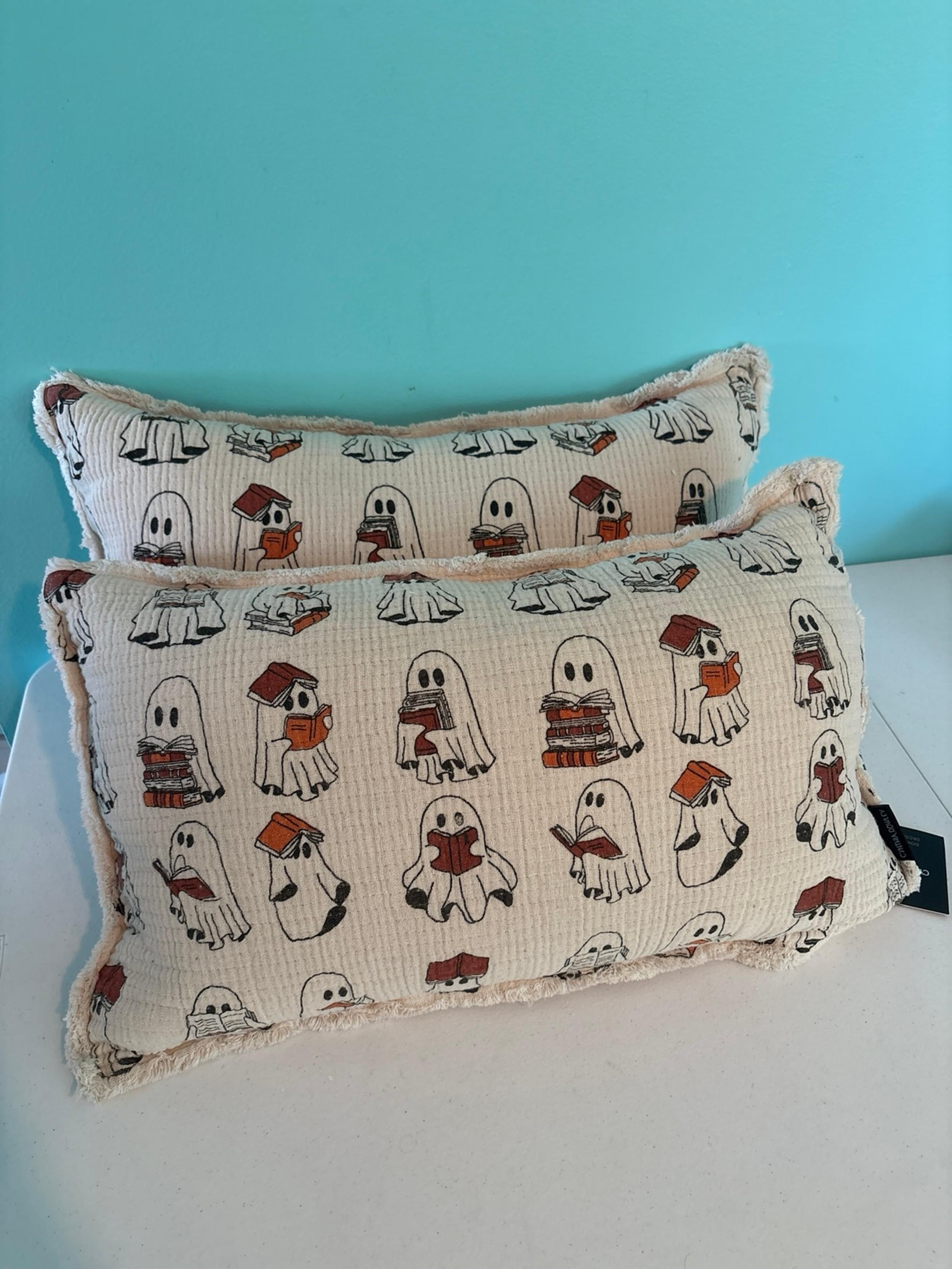 Viral Cynthia Rowley Ghost Reading Books Throw Pillows Set of Two