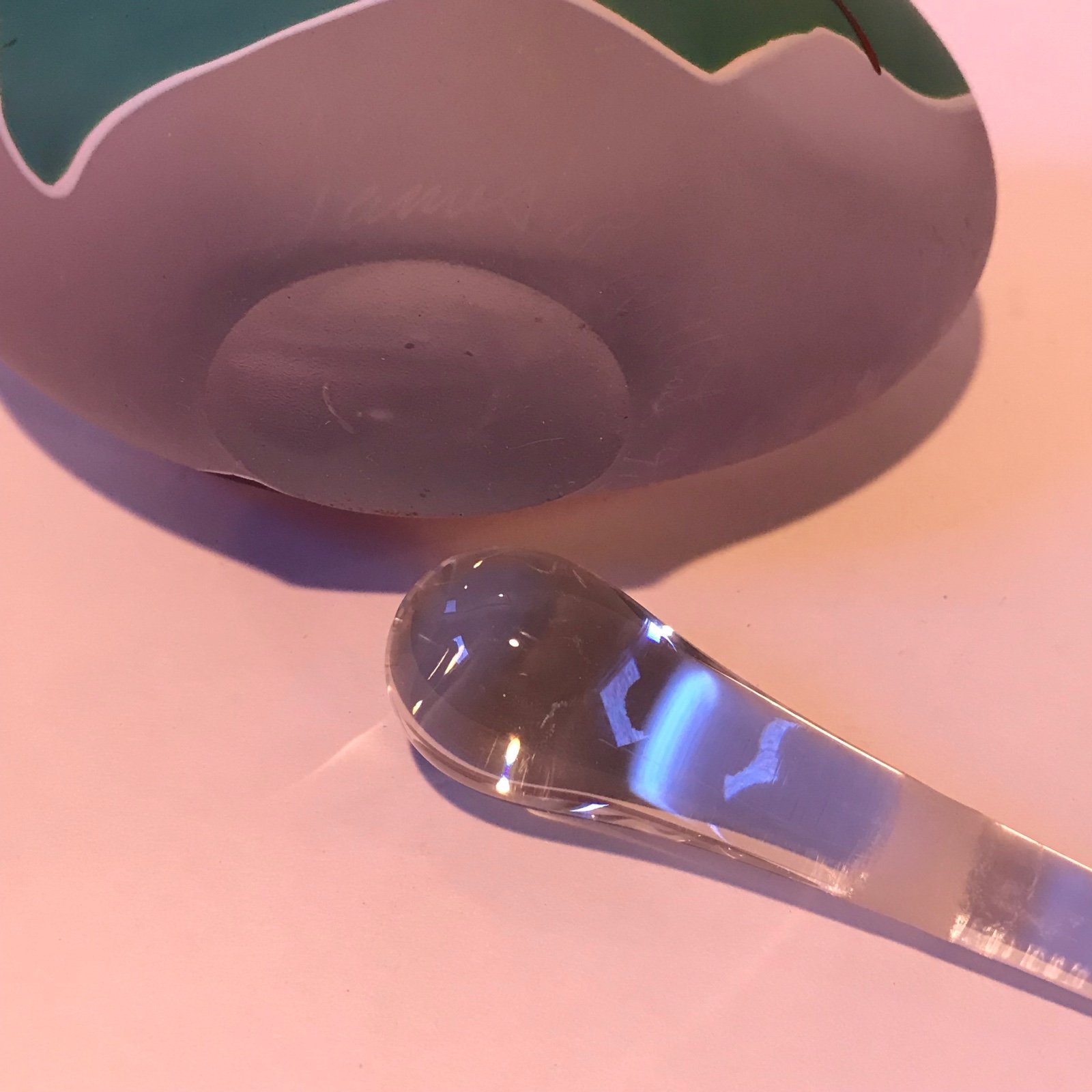 Vintage James Wilbat Frosted Elongated Perfume Bottle Heart Shape 1991 signed - detail