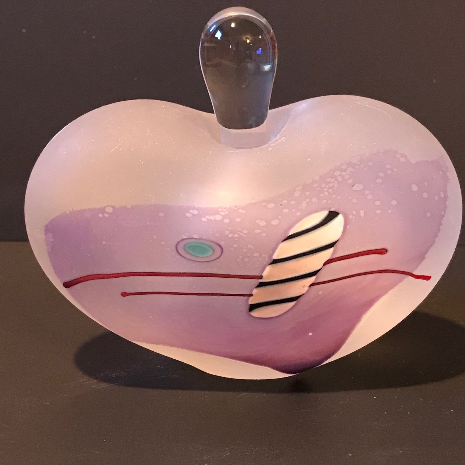 Vintage James Wilbat Frosted Elongated Perfume Bottle Heart Shape 1991 signed - detail