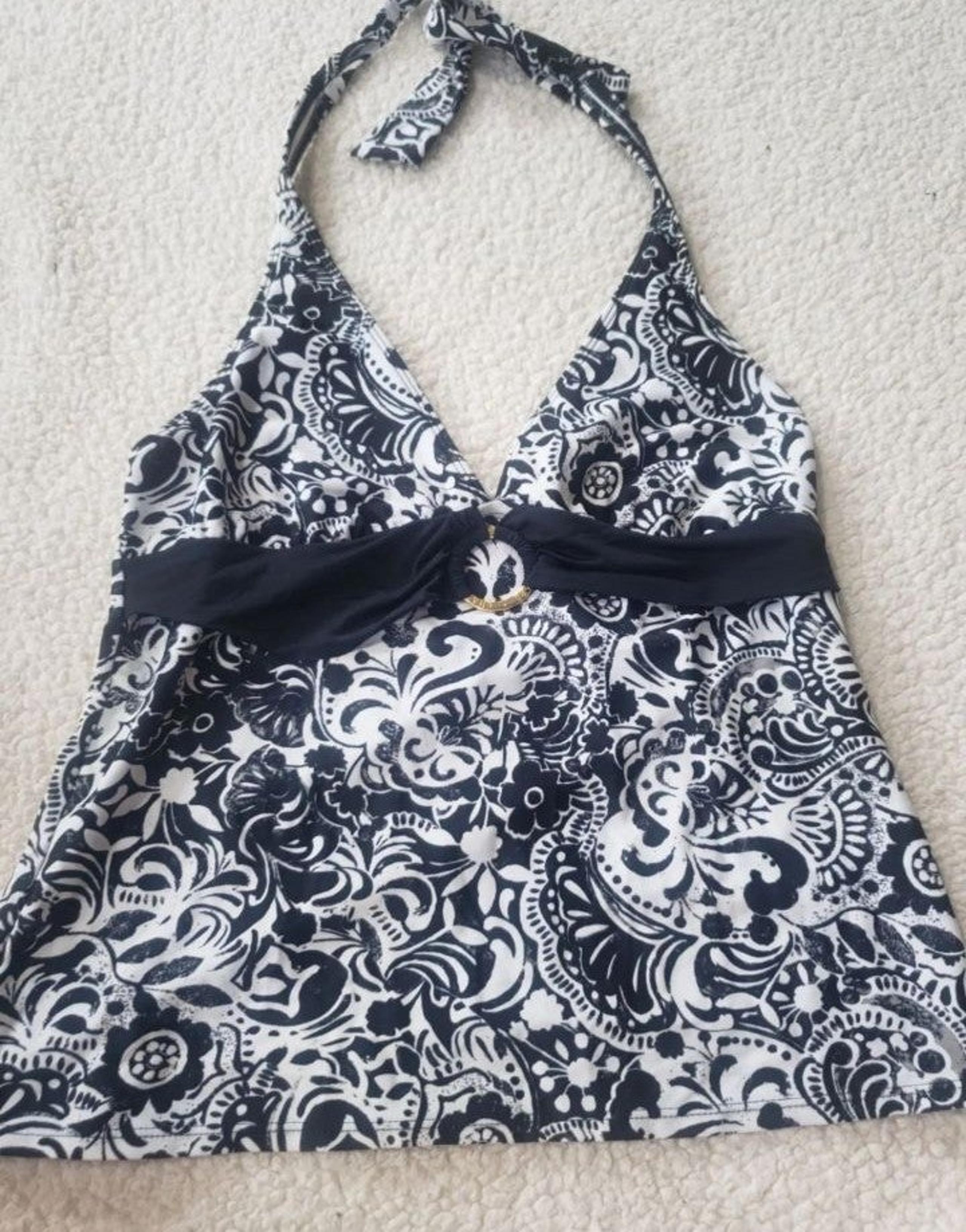Beautiful Chaps Tankini Top size 14