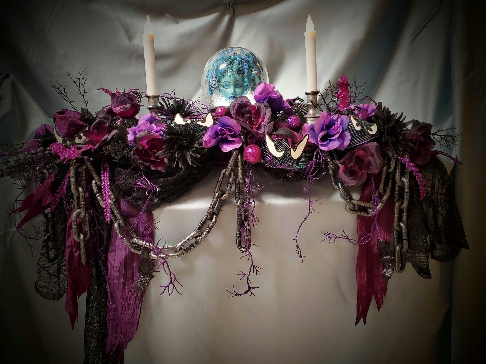 Haunted Mansion Madam Leota Mantle/Shelf Decoration
