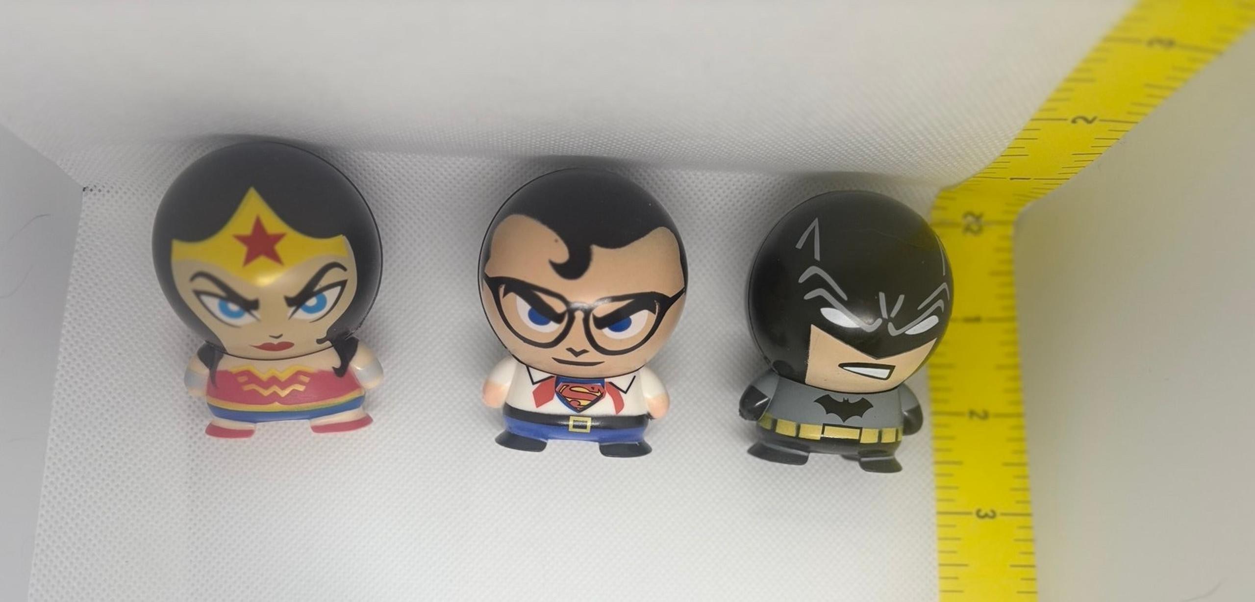 Discontinued DC Comics Buildable 2.5" Mini Figures. Clark Kent