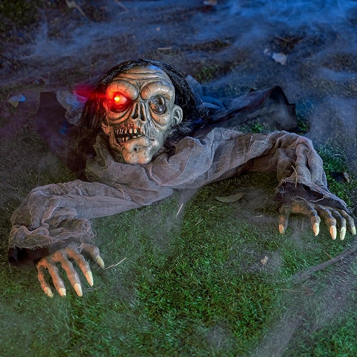 Animated Zombie Groundbreaker with Decayed Face for Halloween Yard Decor