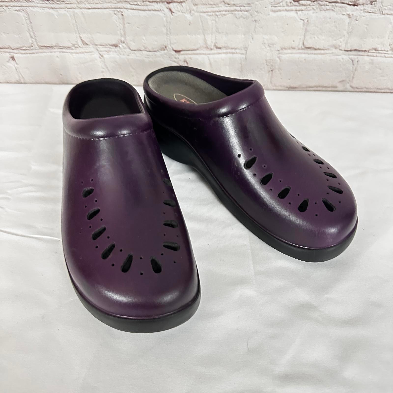 Klogs Women's Purple Clogs Size 7 Slip On Comfort Shoes