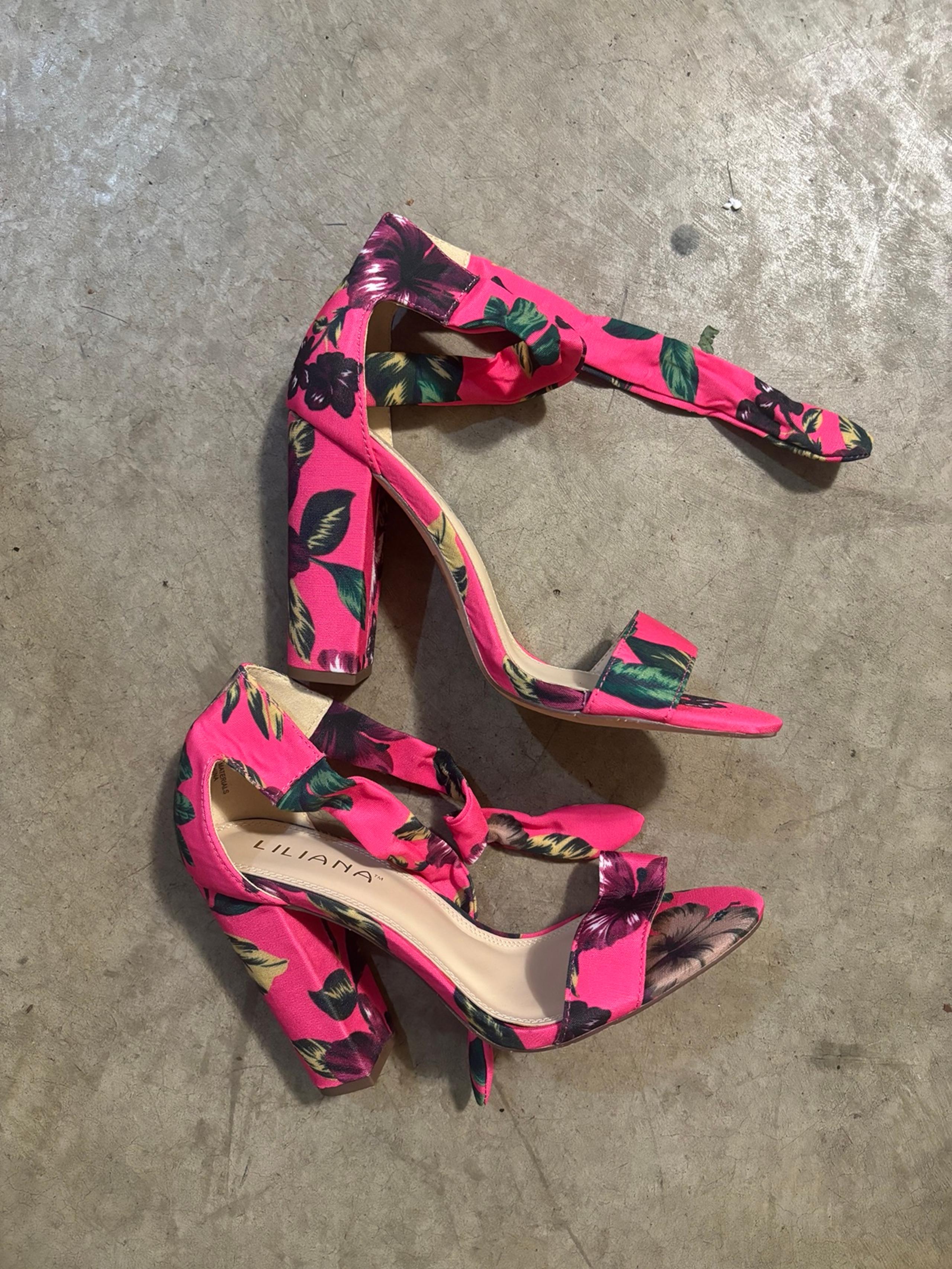 Women’s Liliana heels