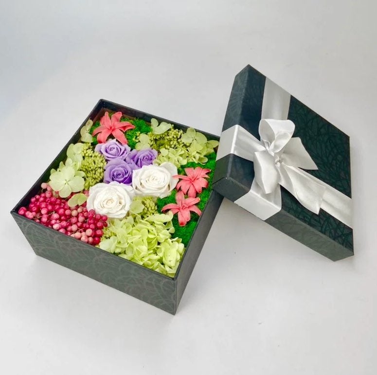 Eternal flower gift box