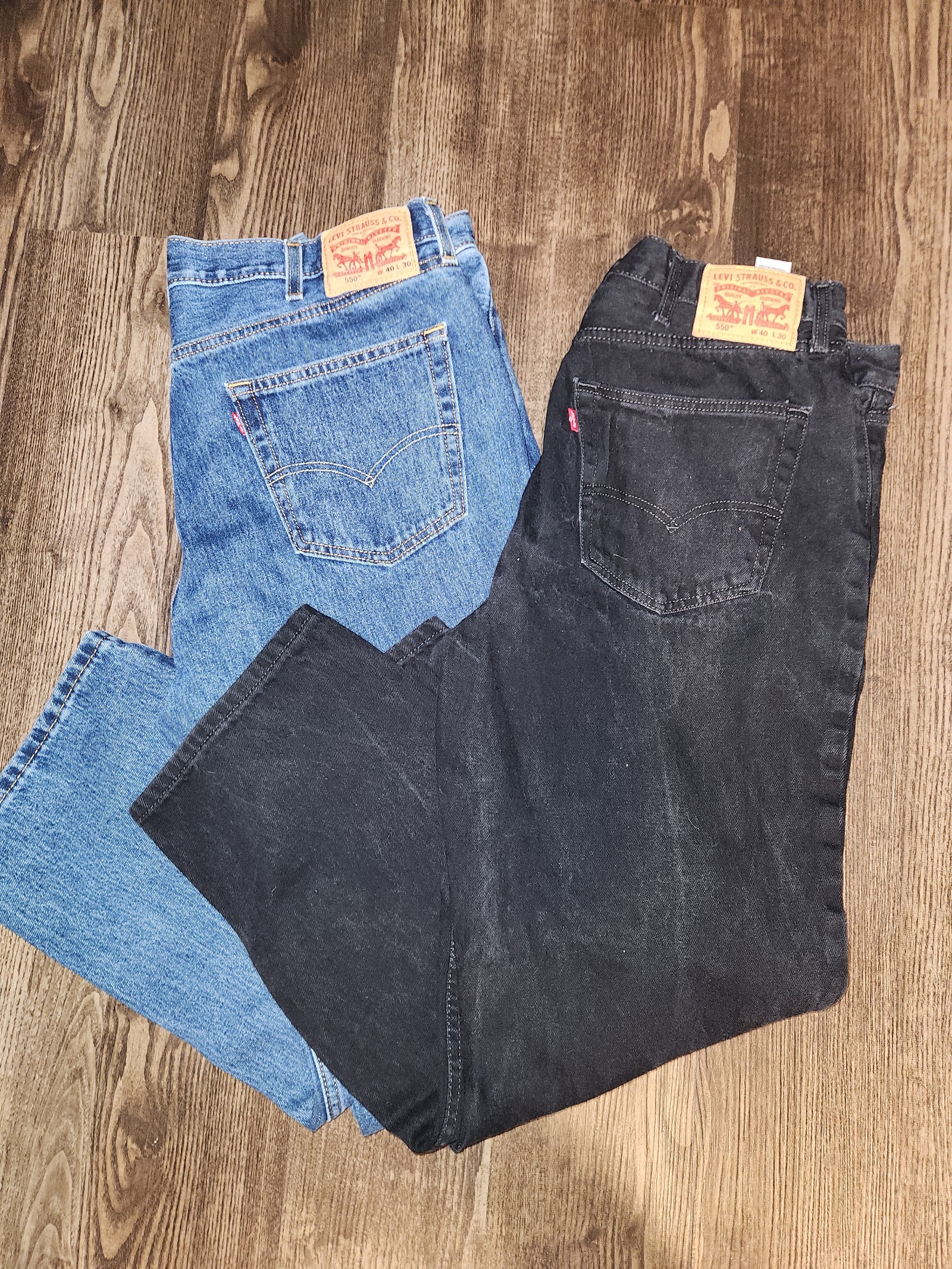 Levi's 550 jeans bundle