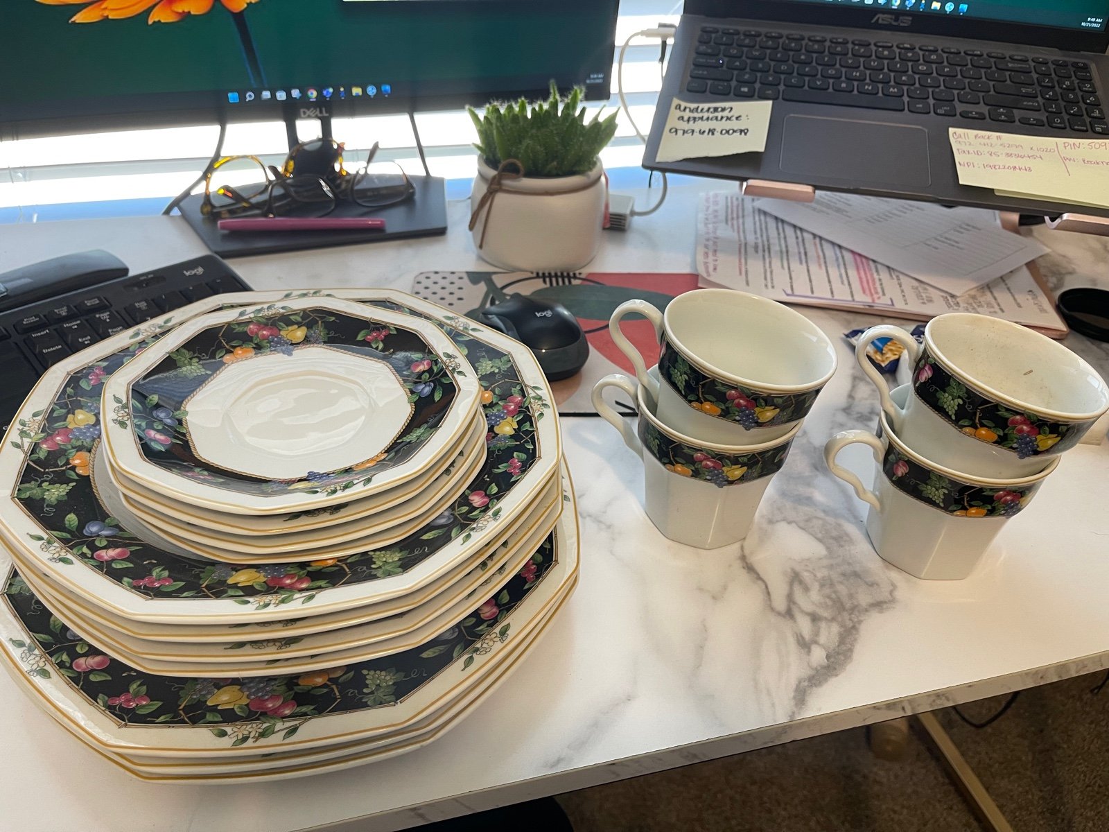 Christopher Stuart 15 pc China set