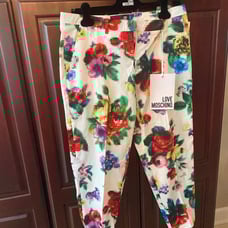 Love Moschino Capri pants size 8