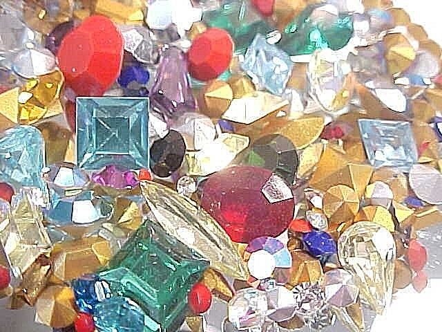 120CRYSTAL LOOSE RHINESTONES HUGE LOT JEWELRY REPAIR DESIGN NOS