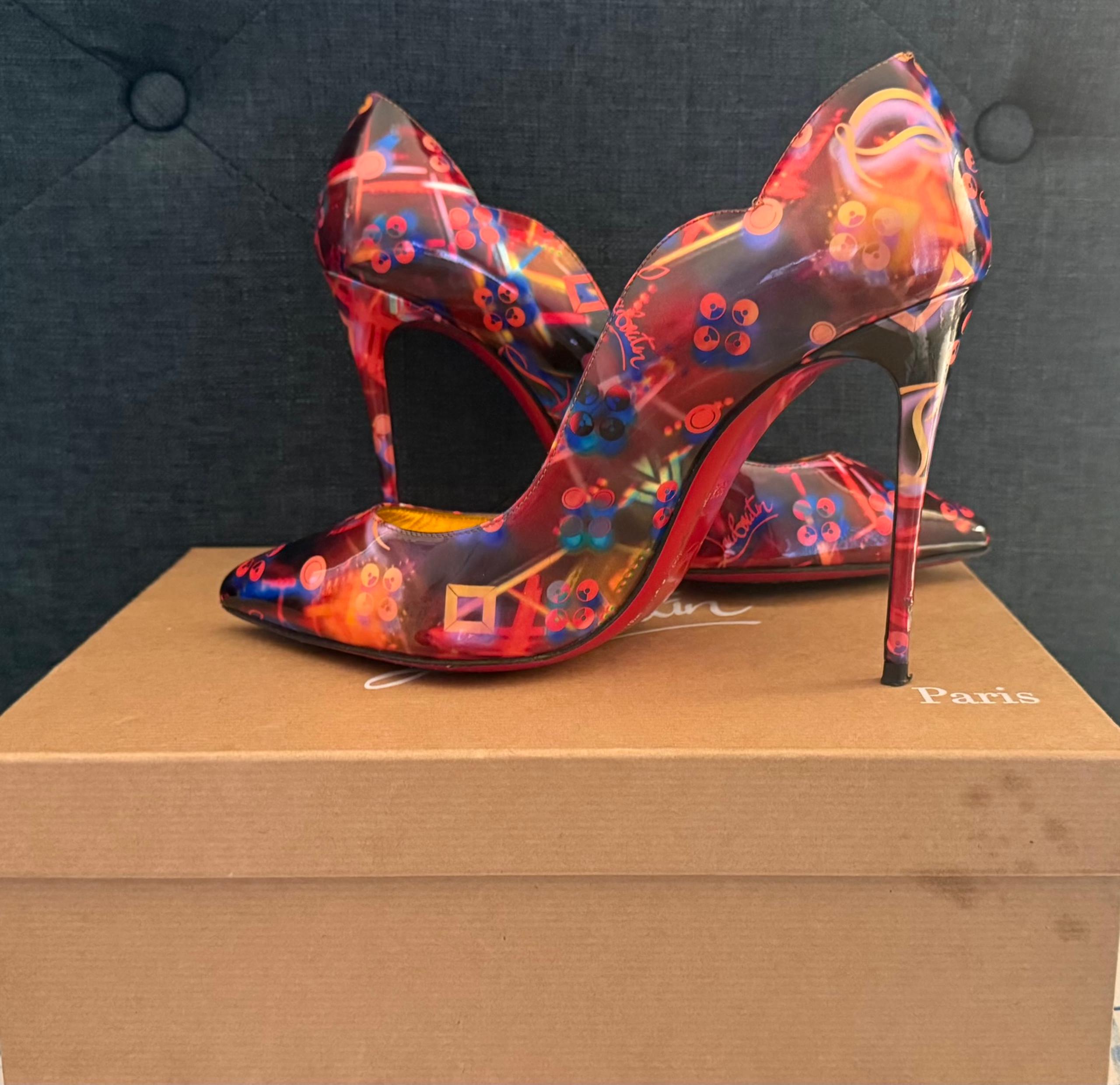 Christian Louboutin Hot Chick 100
